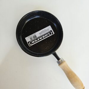 Provoletera de chapa mango de madera