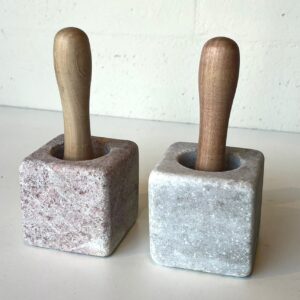Morteros de mármol chicos 8*8 cm