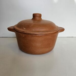 Cacerola de barro mediana