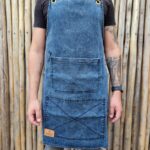 Delantal jean azul desgastado