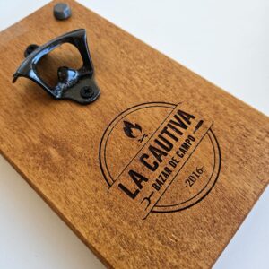 Destapador de cerveza de pared